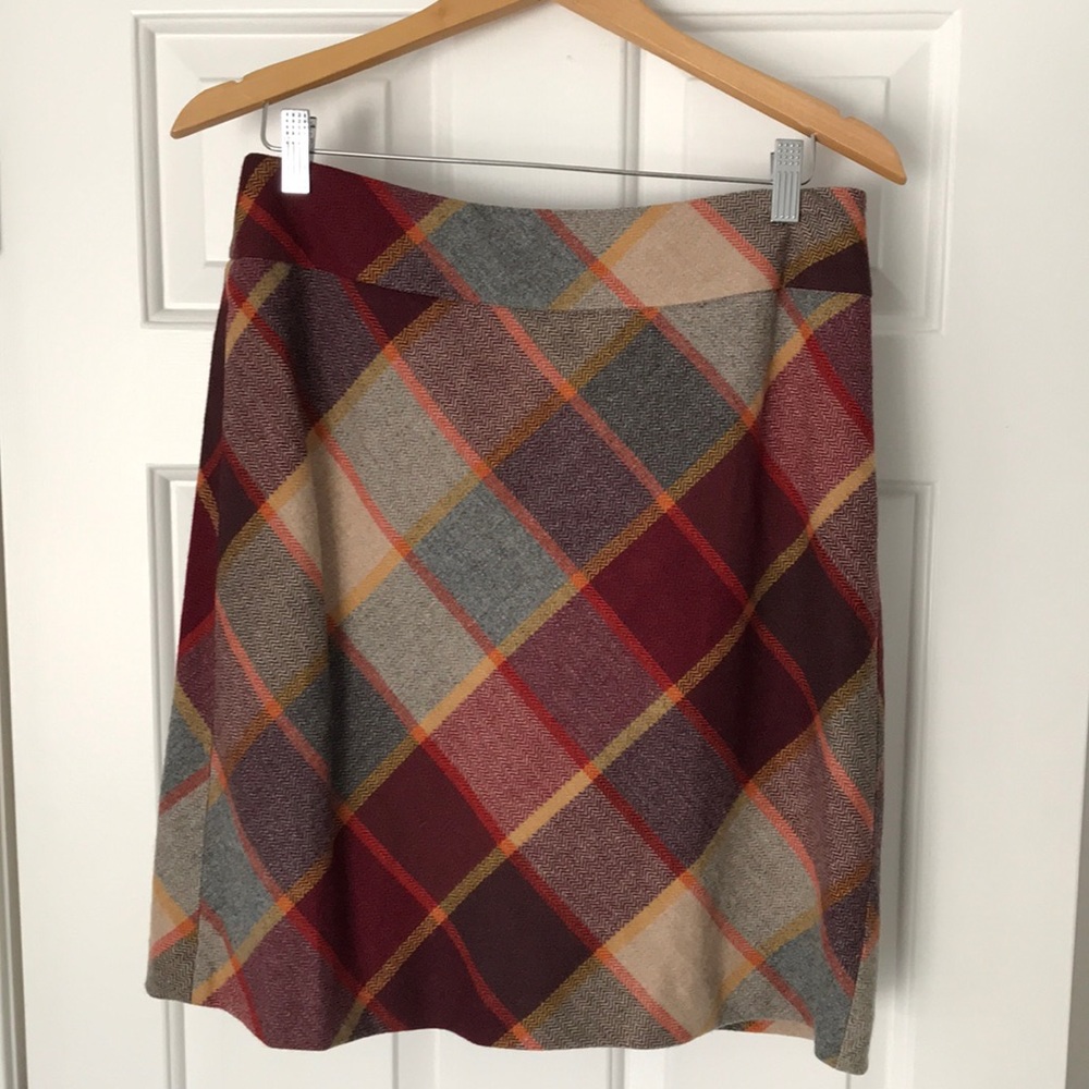 Fully lined with side zipper size 10. Talbots